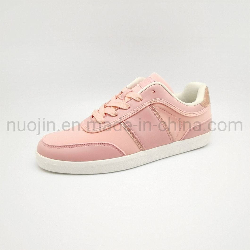 Chaussures de marche confortables de chaussures d&eacute;contract&eacute;es pour femmes de style de mode personnalis&eacute;