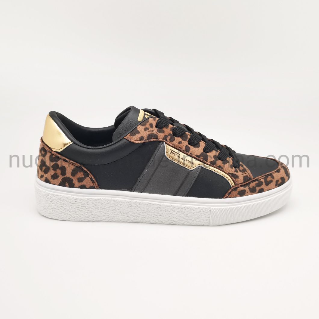 2022 Derni&egrave;res chaussures de sport respirantes et confortables pour femmes, chaussures de conseil d&eacute;contract&eacute;es