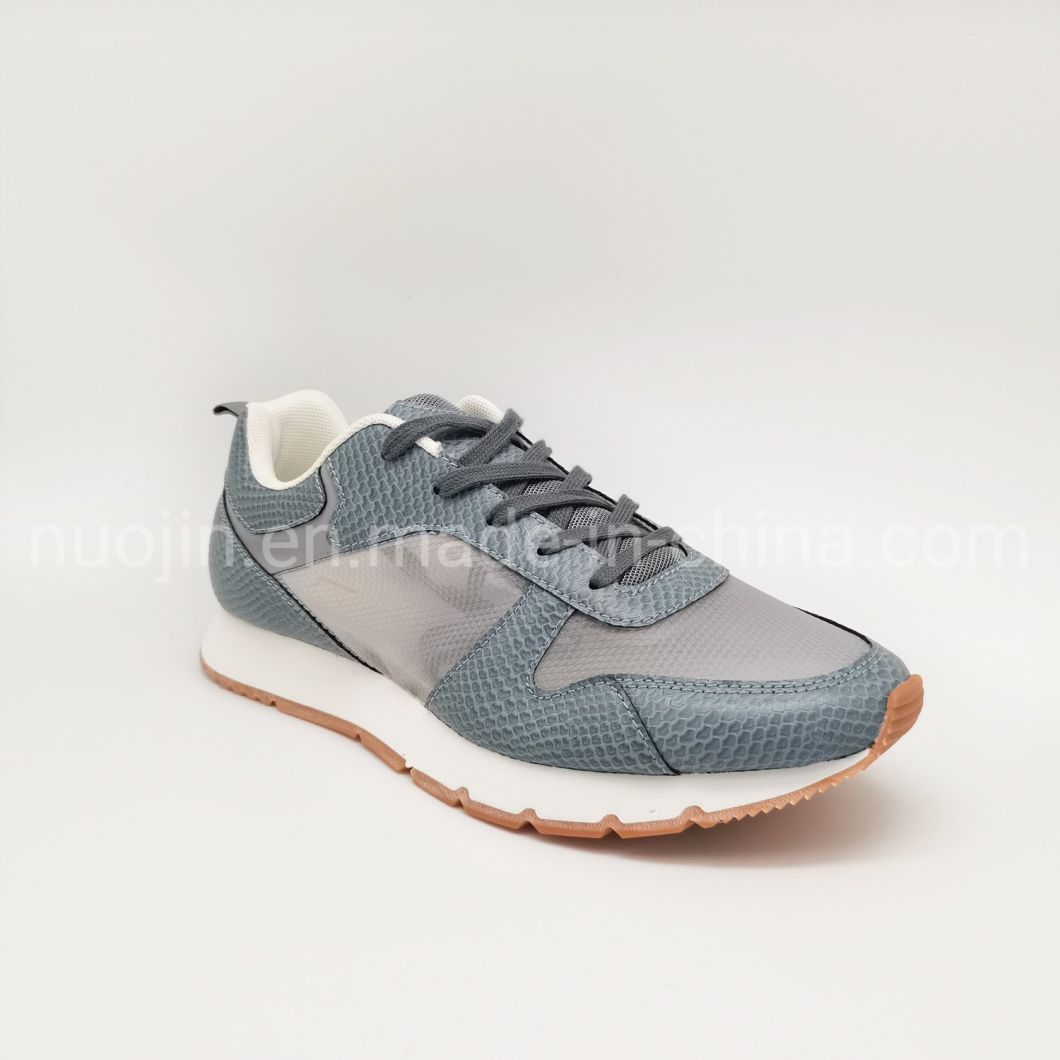 Chaussures &agrave; bon prix Chaussures d&eacute;contract&eacute;es pour hommes Chaussures de marche