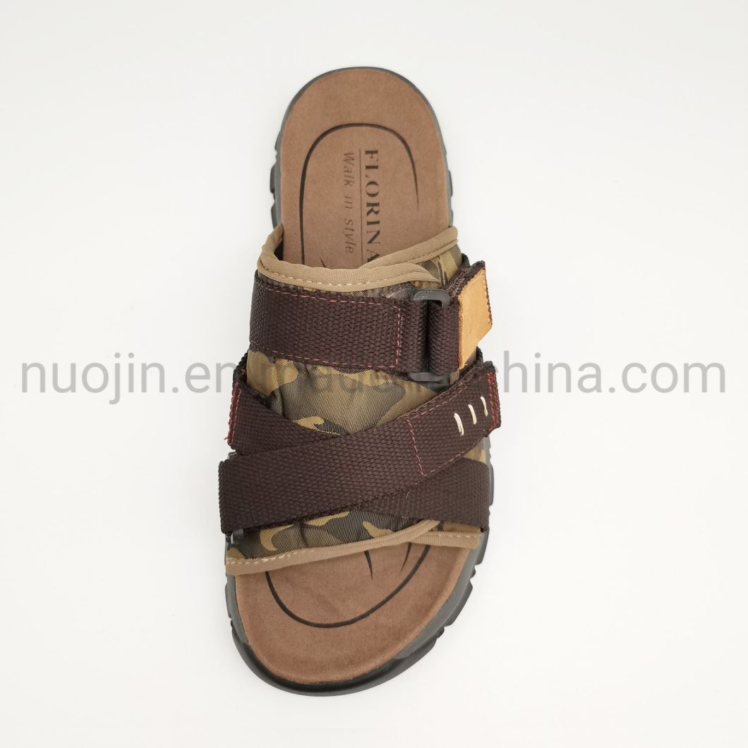 Conception antid&eacute;rapante de mode sandale causale pour hommes, &eacute;tiquette d'impression de logo personnalis&eacute;, sandales de sport confortables pour hommes pour l'&eacute;t&eacute;