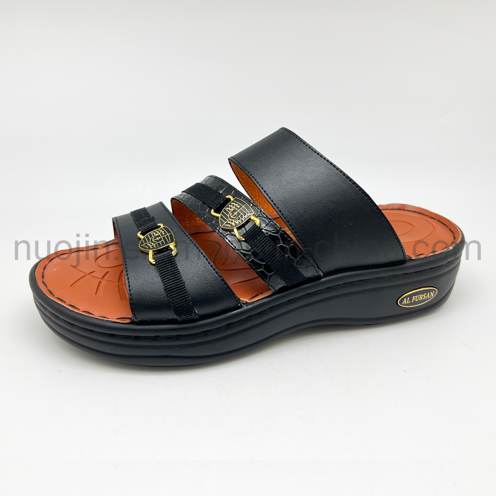 Nouvelles sandales de plage antid&eacute;rapantes, pantoufles de mode pour hommes