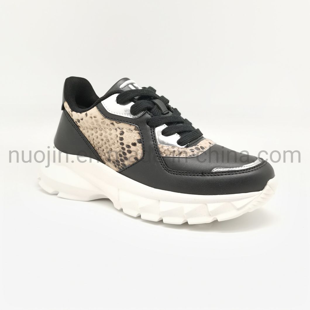 &Eacute;t&eacute; nouvelles chaussures f&eacute;minines chaussures de sport d&eacute;contract&eacute;es respirantes ex&eacute;cutant des chaussures pour femmes