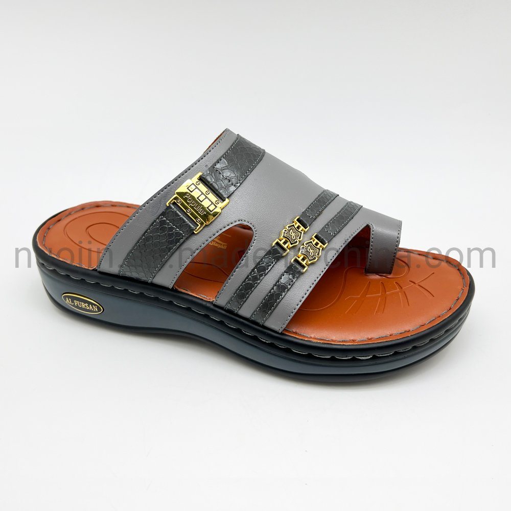 Pantoufles d'&eacute;t&eacute; pour hommes, sandales de plage respirantes, sandales confortables et d&eacute;contract&eacute;es pour hommes