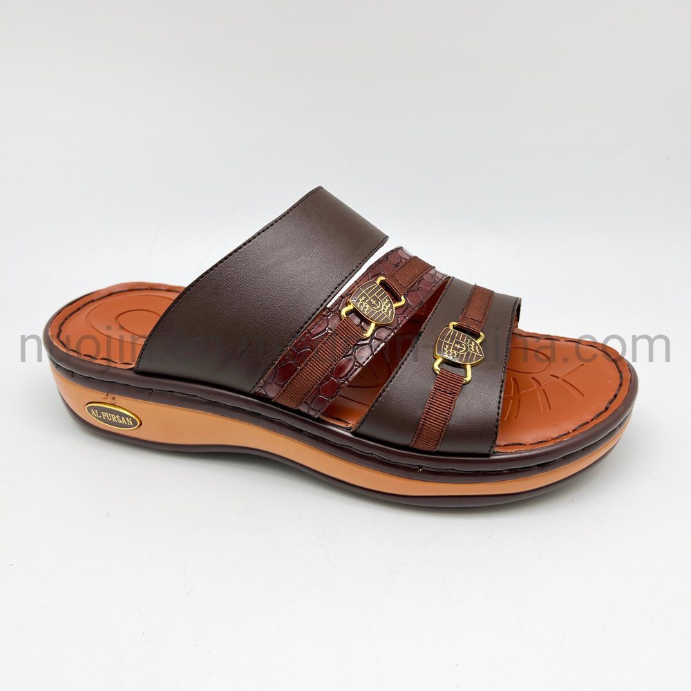 Nouvelles sandales de plage antid&eacute;rapantes, pantoufles de mode pour hommes