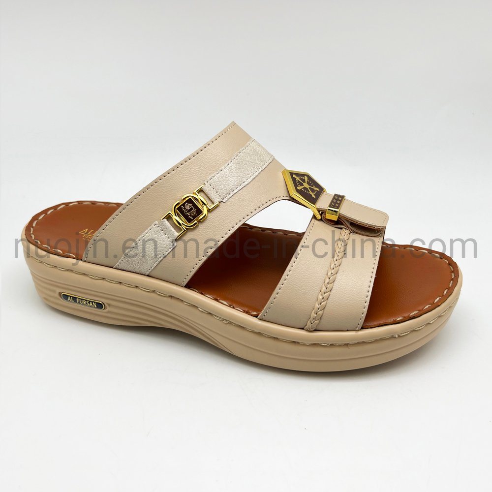 Pantoufles de luxe pour hommes d'&eacute;t&eacute; de haute qualit&eacute;