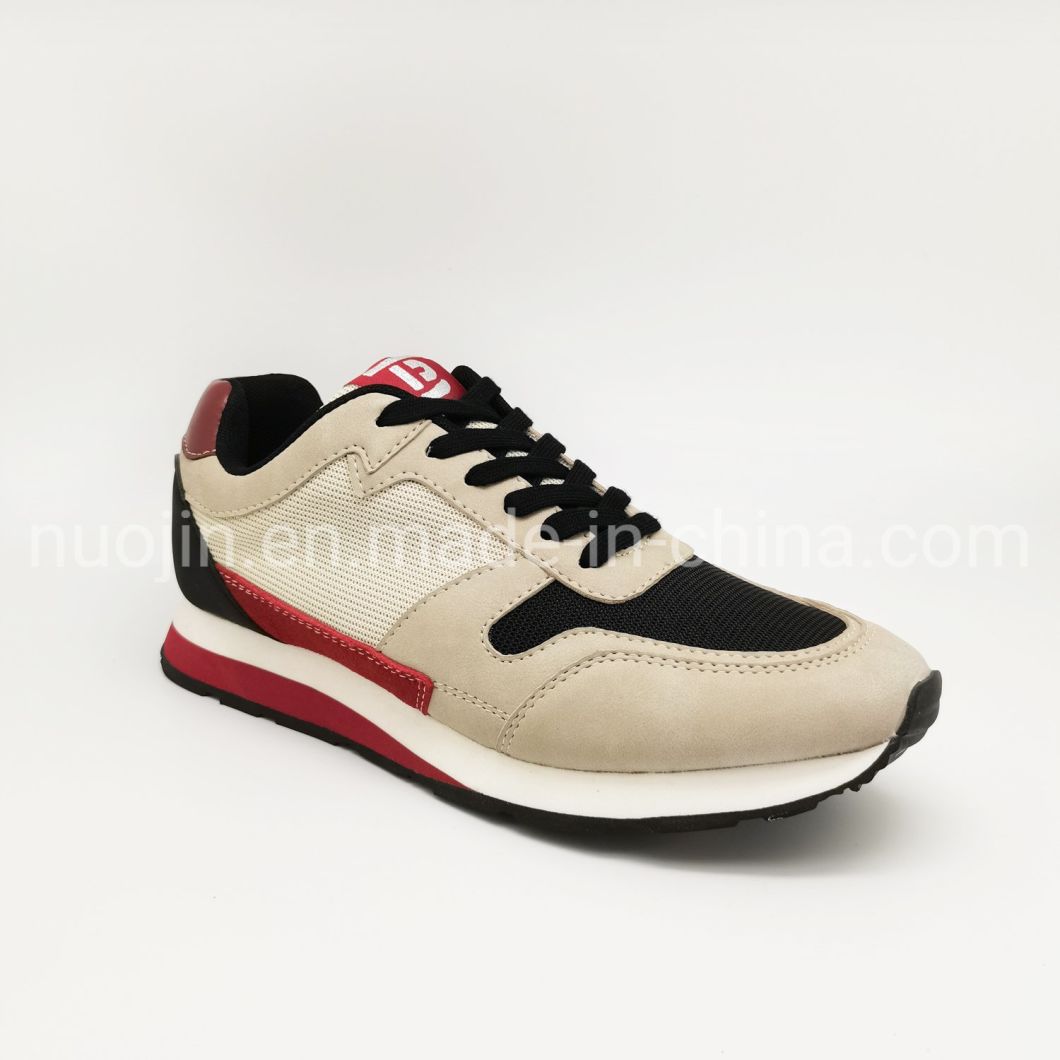 Commerce de gros de mode pour hommes chaussures de sport de course baskets d&eacute;contract&eacute;es